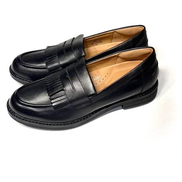 Easy Spirit Black Loafers - Picture 4 of 8